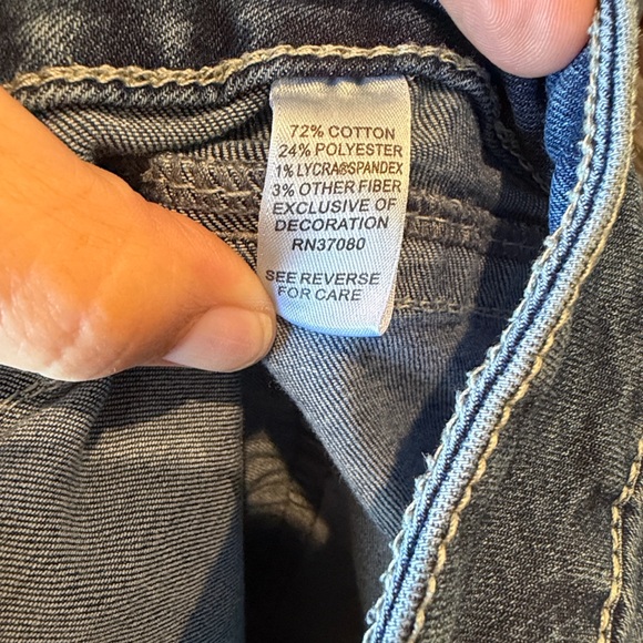 Capris - Picture 6 of 6